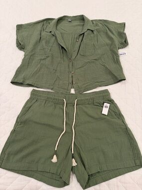 Olive Green Two-Piece Gauze Lounge Set